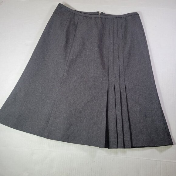 Nanette Lepore Professional Gray A-Line Skirt With Pleated Accent Size 4 - Picture 1 of 6